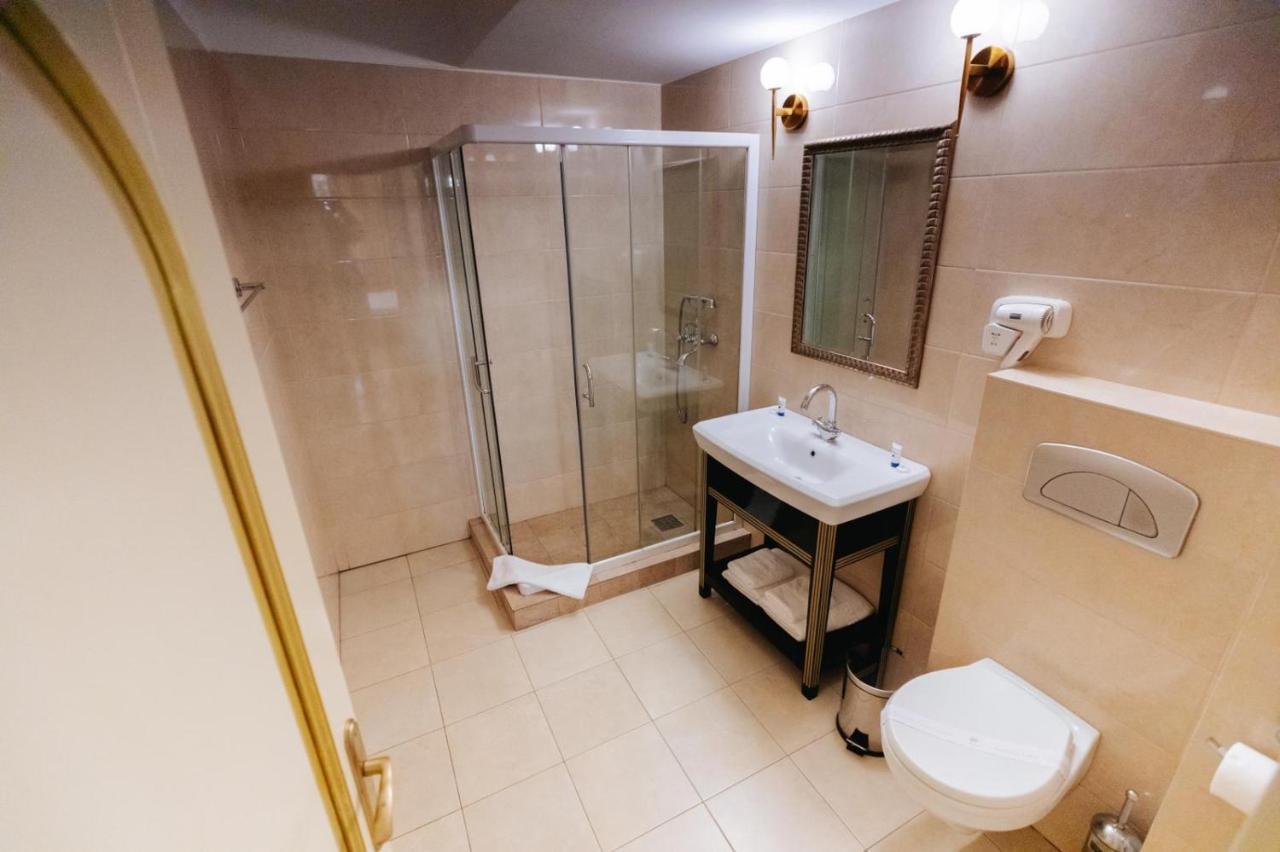 Hotel Goya Collection Târgu Jiu Zewnętrze zdjęcie